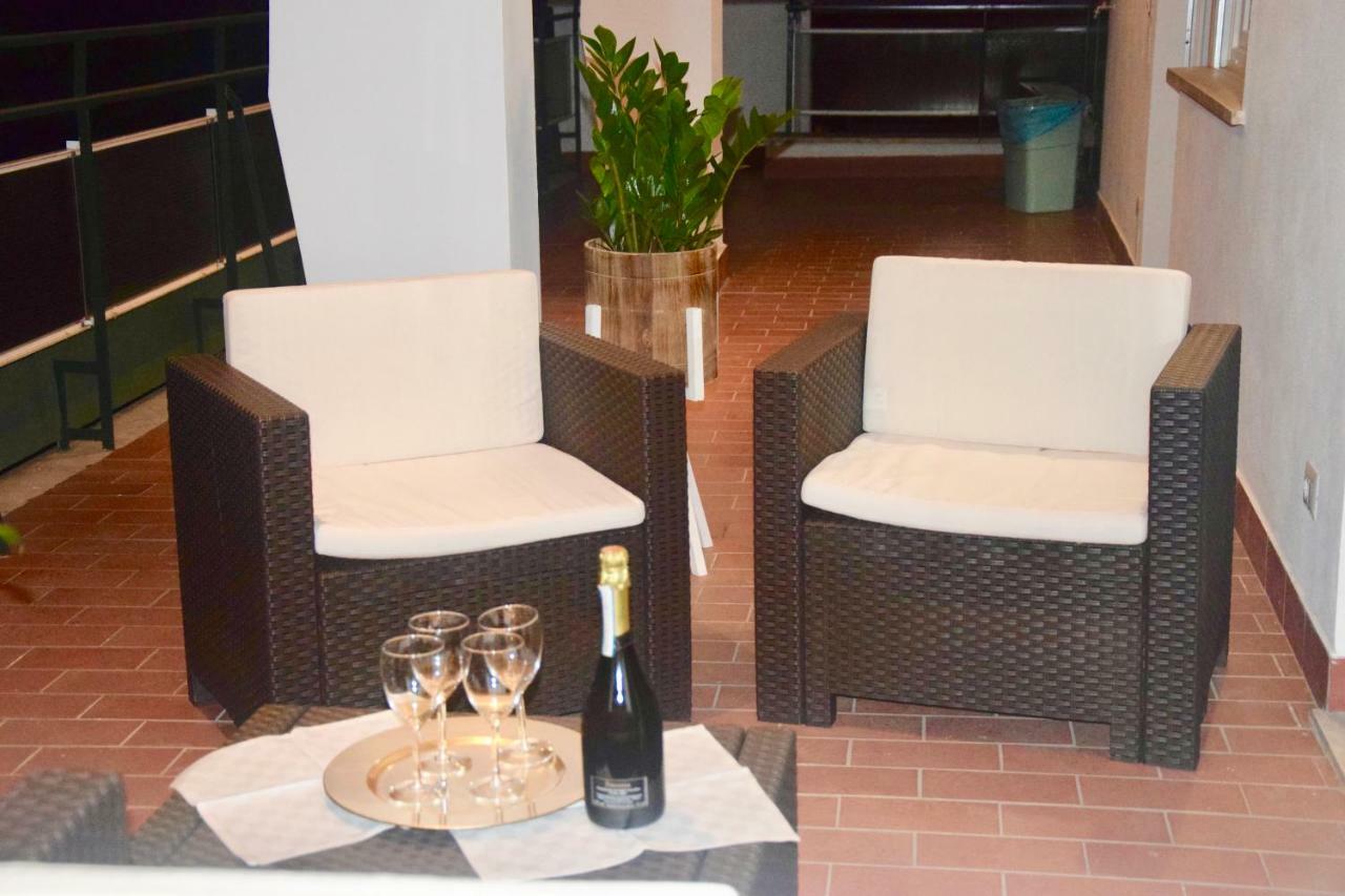 Terrazza San Giovanni Apartment روما المظهر الخارجي الصورة